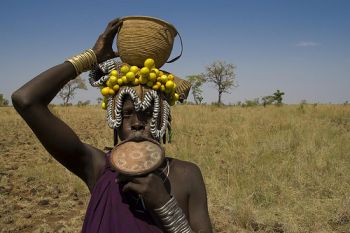 Mursi woman